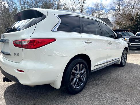 Used 2013 INFINITI JX35 AWD w/ Premium Pkg image 9