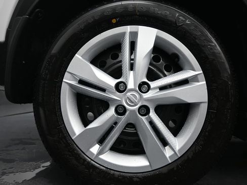 New 2025 Nissan Kicks Play S image 9