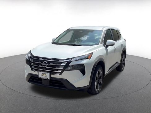 Used 2025 Nissan Rogue SV AWD/4WD image 7