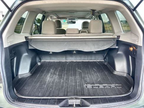 Used 2017 Subaru Forester 2.5i Premium AWD/4WD image 20
