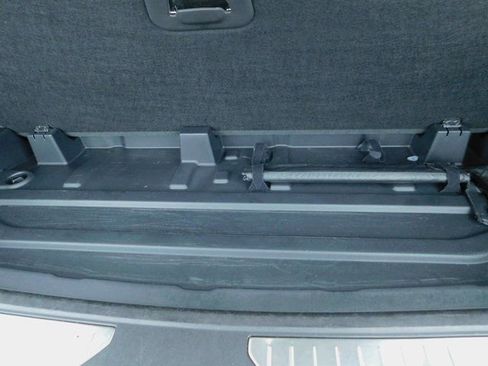 Used 2023 GMC Yukon Denali image 34