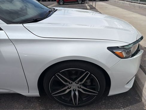 Used 2022 Honda Accord Touring image 12