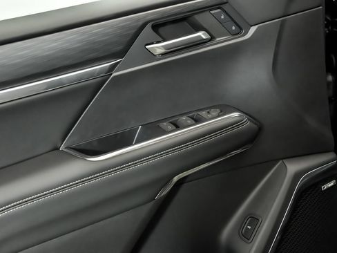 New 2027 GMC Acadia Elevation w/ Black Edition AWD/4WD image 5