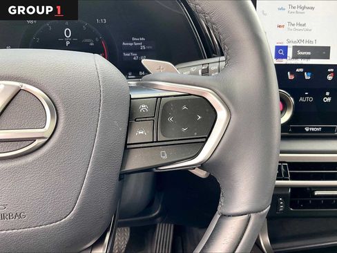 Certified 2025 Lexus RX 350 FWD w/ Convenience Package image 22