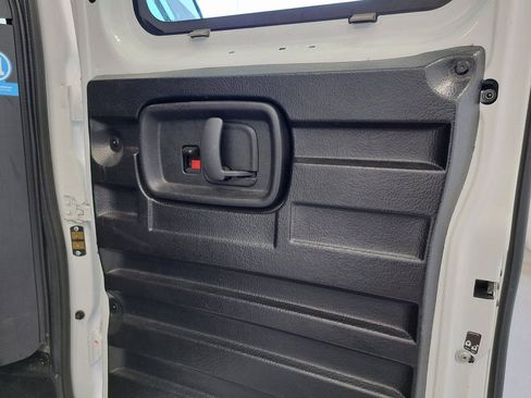 Used 2024 Chevrolet Express 2500 w/ Driver Convenience Package image 24