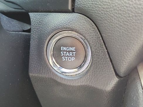 Used 2021 Toyota RAV4 XLE FWD image 23