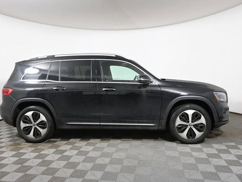 Certified 2026 Mercedes-Benz GLB 250 4MATIC image 8