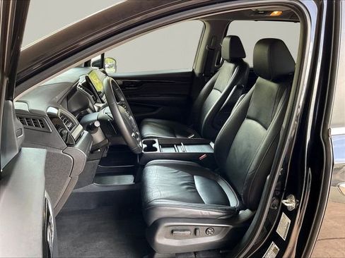 Used 2023 Honda Odyssey Touring image 21
