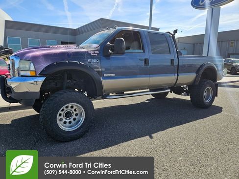 Used 2004 Ford F350 Lariat image 2