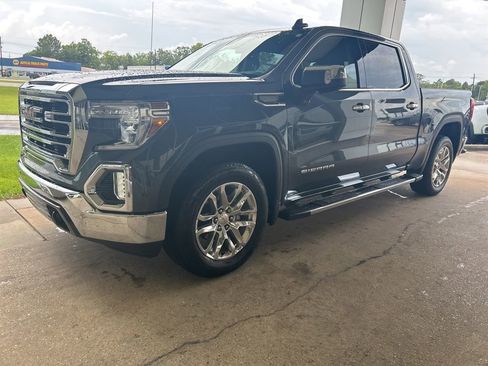 Used 2020 GMC Sierra 1500 SLT RWD image 4