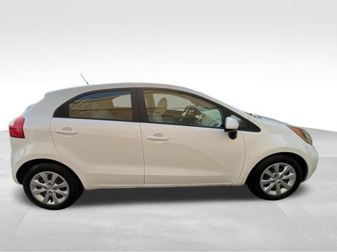 Used 2013 Kia Rio LX w/ PWR Pkg FWD image 4