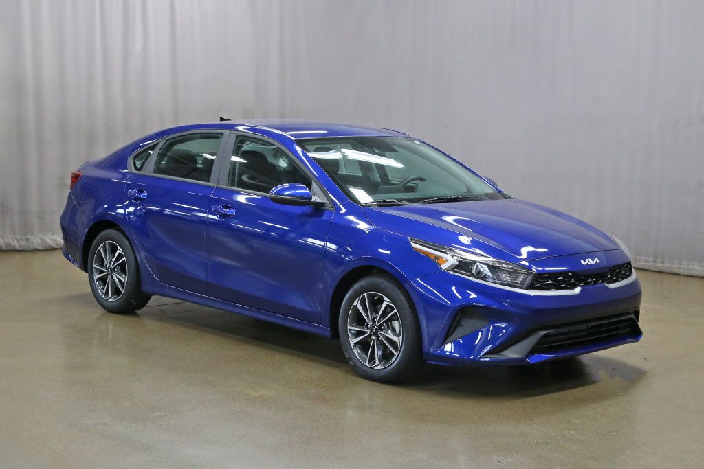 Certified 2024 Kia Forte LXS w/ LXS Technology Package FWD image 1