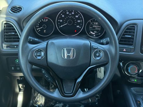 Used 2022 Honda HR-V LX image 23