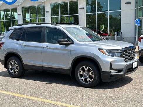 Certified 2023 Honda Passport TrailSport image 1