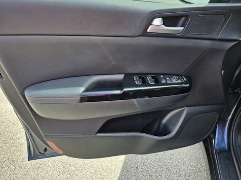 Used 2022 Kia Sportage EX image 24
