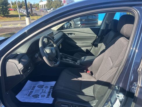 New 2025 Honda Accord SE image 6