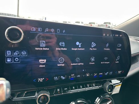 Used 2024 Chevrolet Blazer EV RS image 20