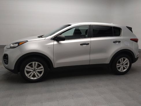 Used 2019 Kia Sportage LX AWD/4WD image 2