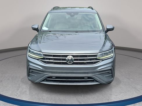 Used 2022 Volkswagen Tiguan S FWD image 2