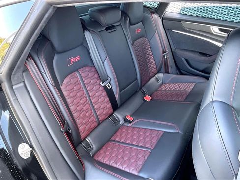 Used 2025 Audi RS 7 Performance image 17