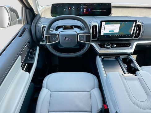 New 2026 Ford Expedition Max Platinum AWD/4WD image 16