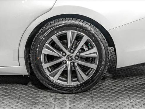 Used 2019 Lexus ES 350 w/ Premium Package FWD image 37