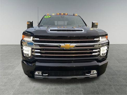 Used 2023 Chevrolet Silverado 3500 High Country image 9
