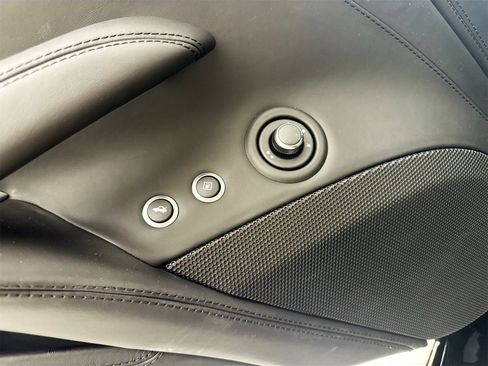 Certified 2018 Ferrari California T image 15