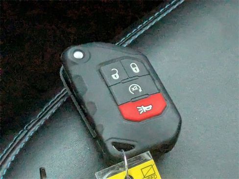 Used 2024 Jeep Wrangler High Altitude image 37