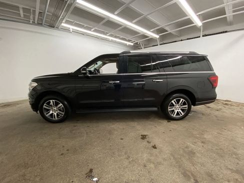 Used 2024 Ford Expedition Max Limited image 3