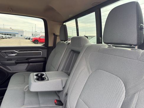 Used 2020 RAM 1500 Big Horn AWD/4WD image 36