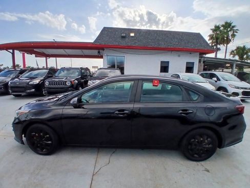 Used 2020 Kia Forte Sedan FWD image 9