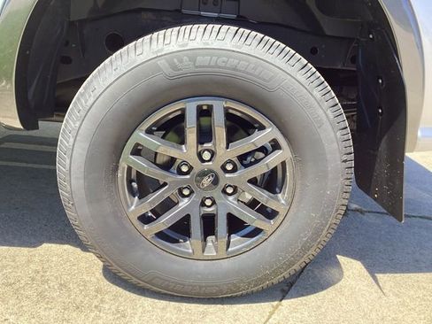 Used 2023 Ford Ranger Lariat w/ Tremor Off-Road Package AWD/4WD image 7