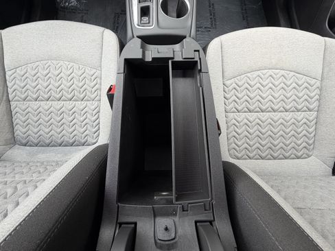 Used 2024 Chevrolet Equinox LS w/ LS Convenience Package FWD image 26