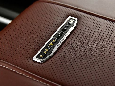 Used 2024 GMC Sierra 3500 Denali Ultimate image 25