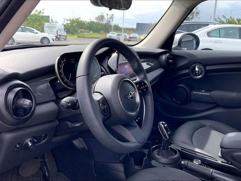 Certified 2024 MINI Cooper 4-Door Hardtop FWD image 15
