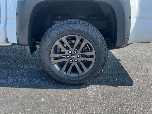 Used 2019 GMC Canyon SLE w/ Elevation Edition RWD image 26