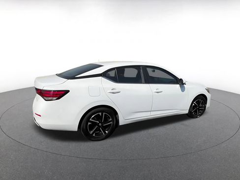 Used 2025 Nissan Sentra SV image 15