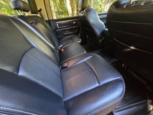 Used 2018 RAM 2500 Laramie w/ Sport Appearance Group AWD/4WD image 15
