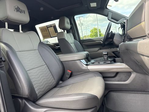 Used 2024 Chevrolet Silverado 1500 ZR2 w/ ZR2 Bison Edition image 33