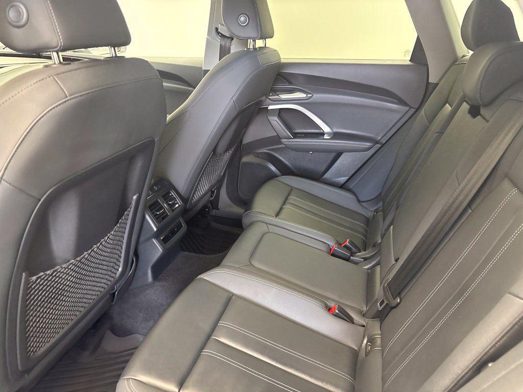 Used 2025 Audi Q5 Premium w/ Convenience Package AWD/4WD image 20