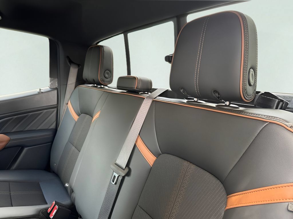 New 2026 GMC Canyon AT4 AWD/4WD image 23
