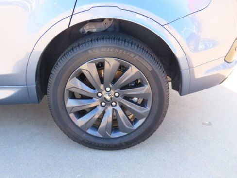 Used 2022 Land Rover Discovery Sport S R-Dynamic image 16