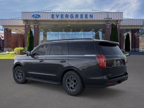 New 2026 Ford Expedition Active image 4