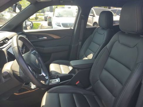 Certified 2023 Chevrolet TrailBlazer ACTIV w/ Technology Package FWD image 16