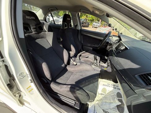 Used 2011 Mitsubishi Lancer Evolution GSR image 21