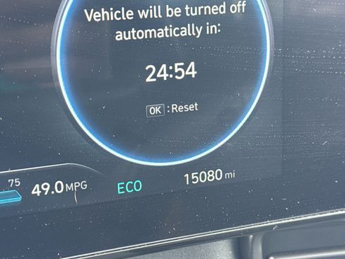 Used 2025 Hyundai Elantra SEL FWD image 22