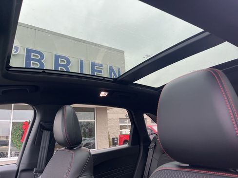 New 2026 Ford Escape ST-Line Select image 18