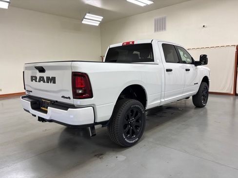 New 2026 RAM 2500 Big Horn AWD/4WD image 8