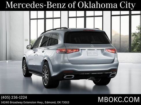 Used 2026 Mercedes-Benz GLS 450 4MATIC image 28